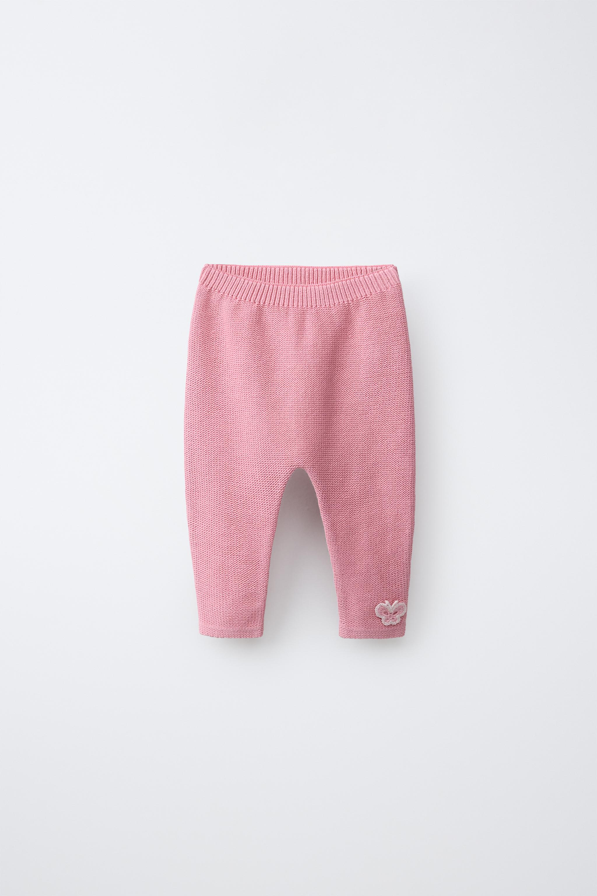 KNIT PANTS WITH BUTTERFLY APPLIQUÉ